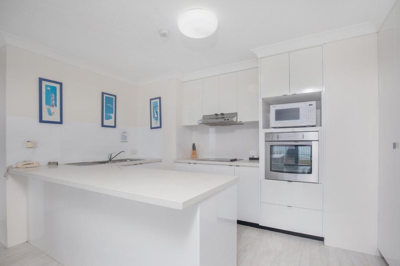 Pelican Sands Beach Resort Gold Coast Esterno foto