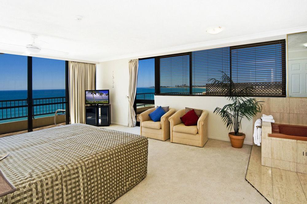 Pelican Sands Beach Resort Gold Coast Esterno foto