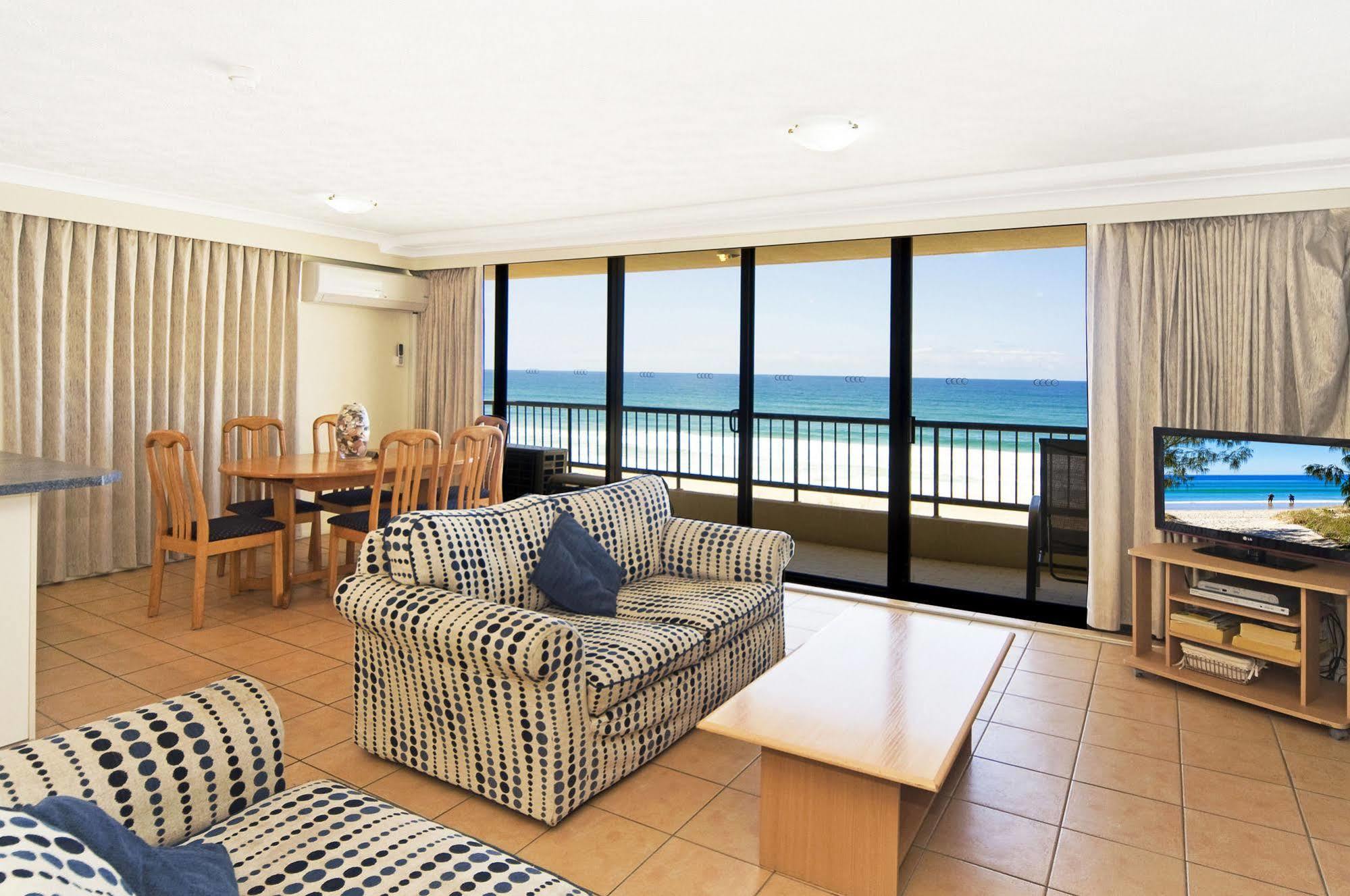 Pelican Sands Beach Resort Gold Coast Esterno foto